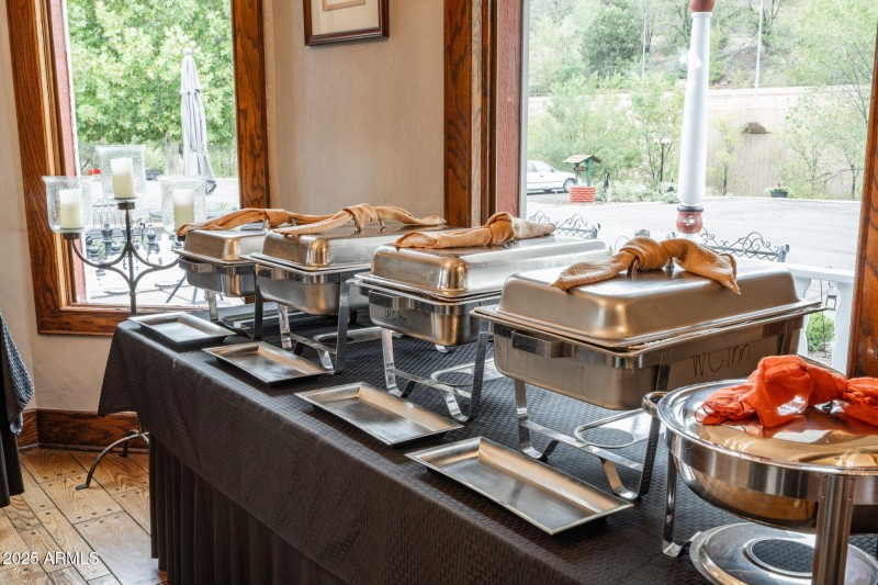 22-web-or-mls-2516-willow-creek-rd