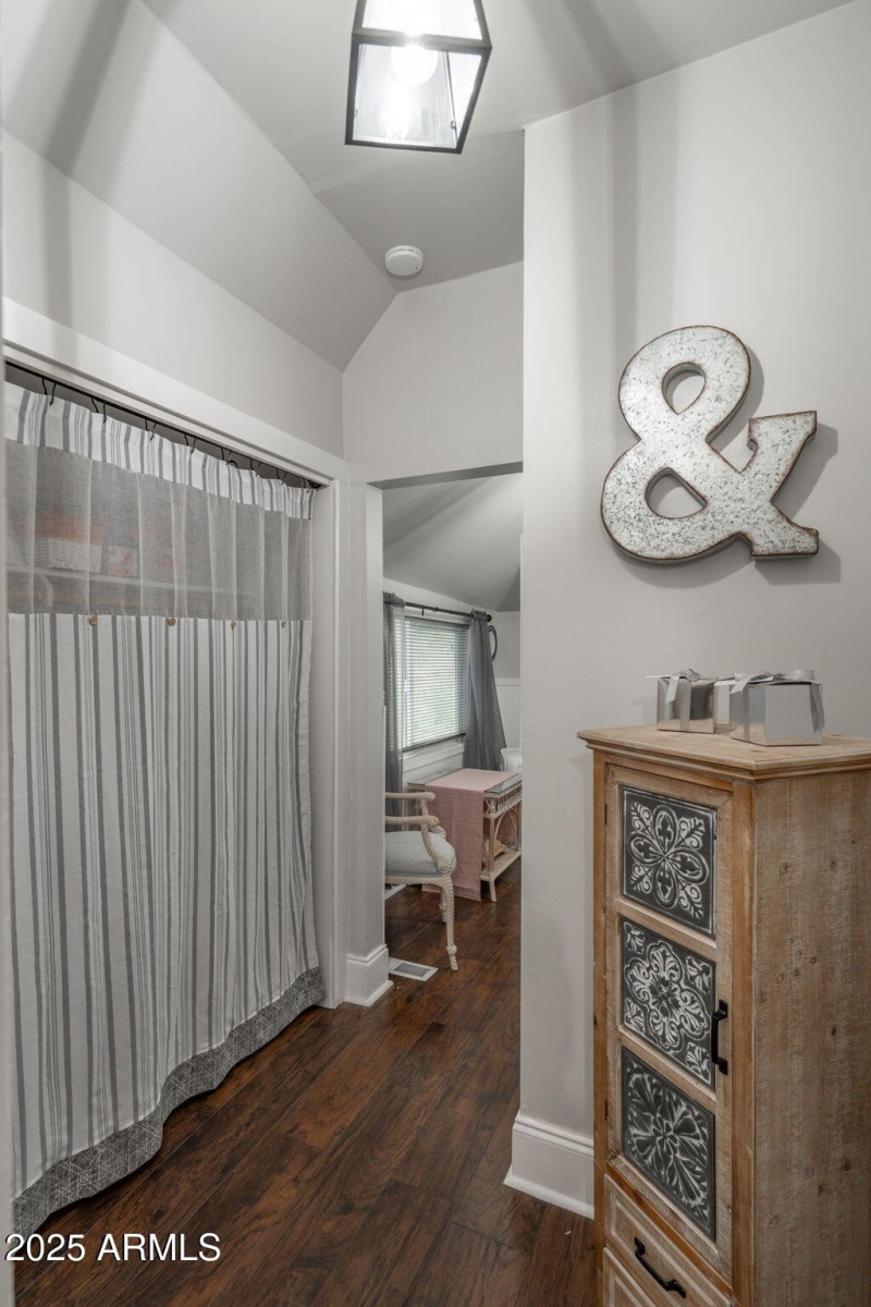 56-web-or-mls-2516-willow-creek-rd