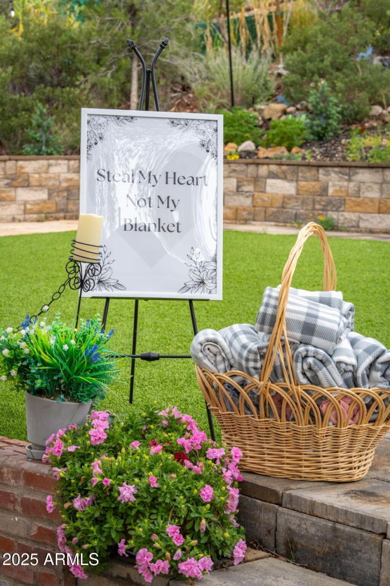 69-web-or-mls-2516-willow-creek-rd