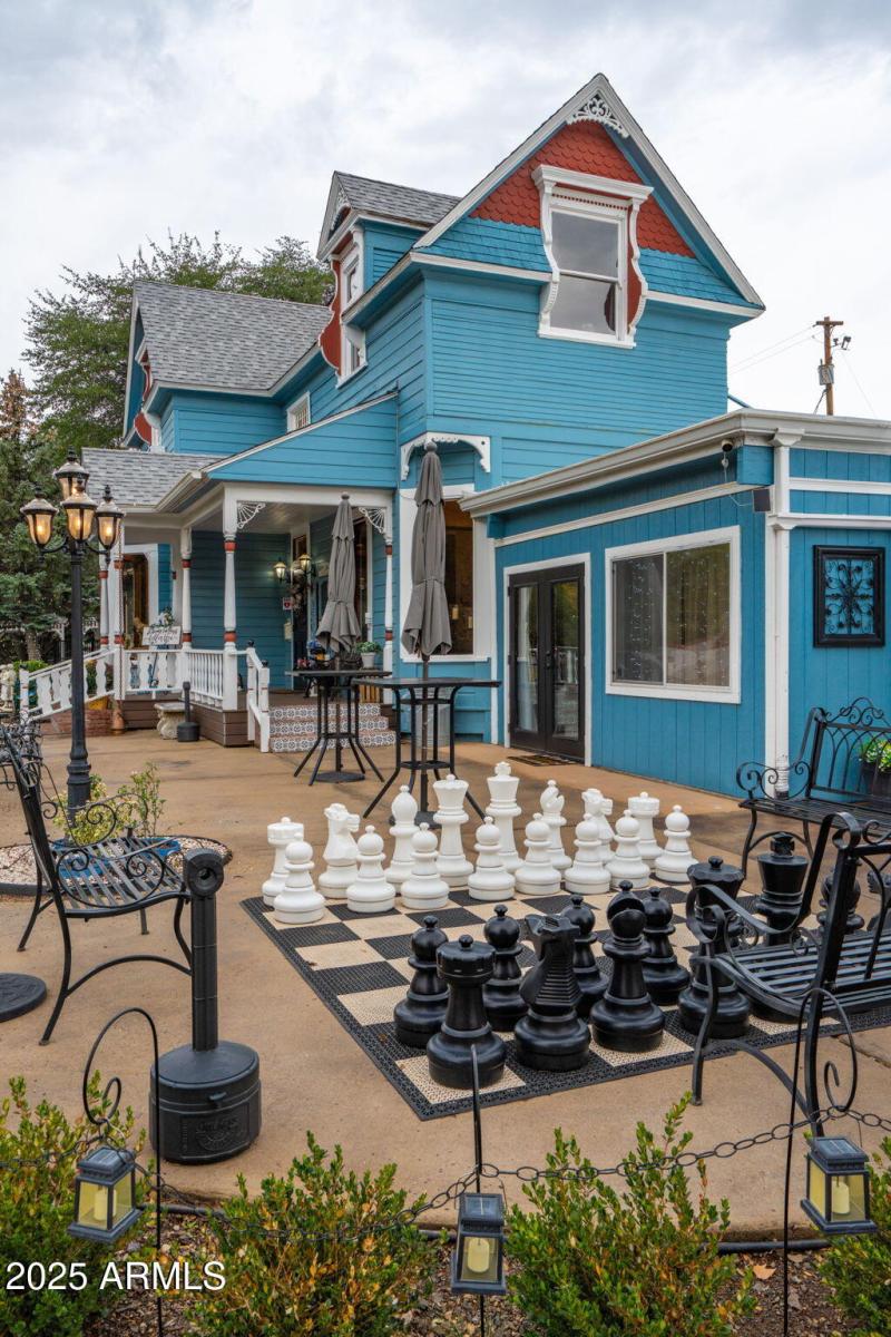 83-web-or-mls-2516-willow-creek-rd