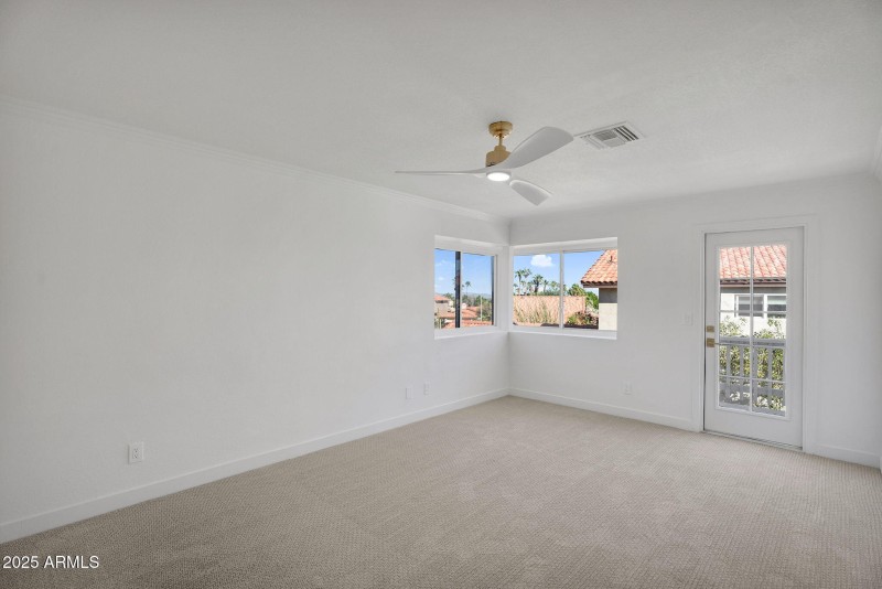 13-web-or-mls-4507 E Monte Way-15