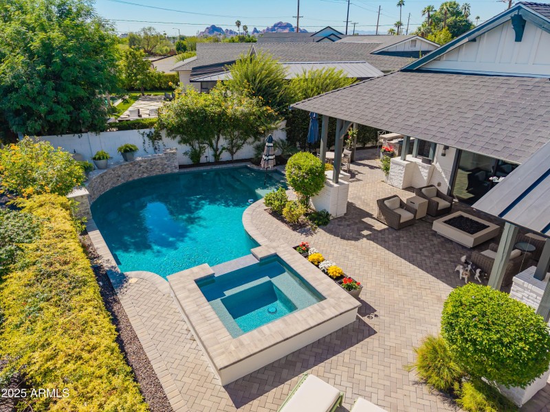 68f249_10-Lafayette Drone