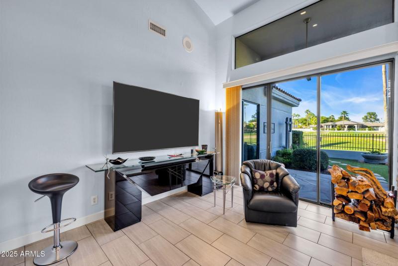 7-web-or-mls-896A1297