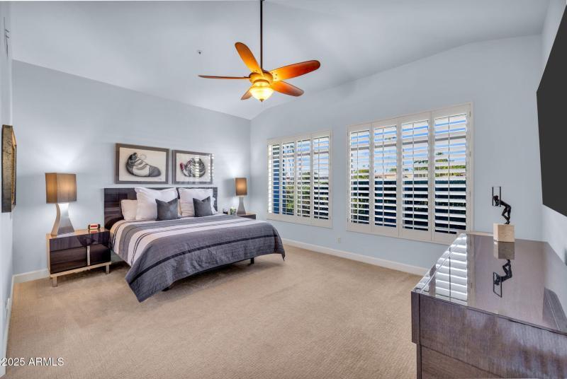 50-web-or-mls-896A1211