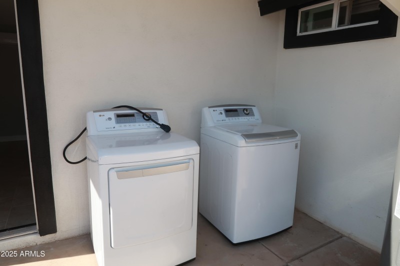 Washer/Dryer