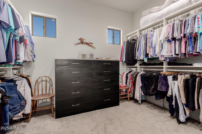 HUGE WALK-IN CLOSET