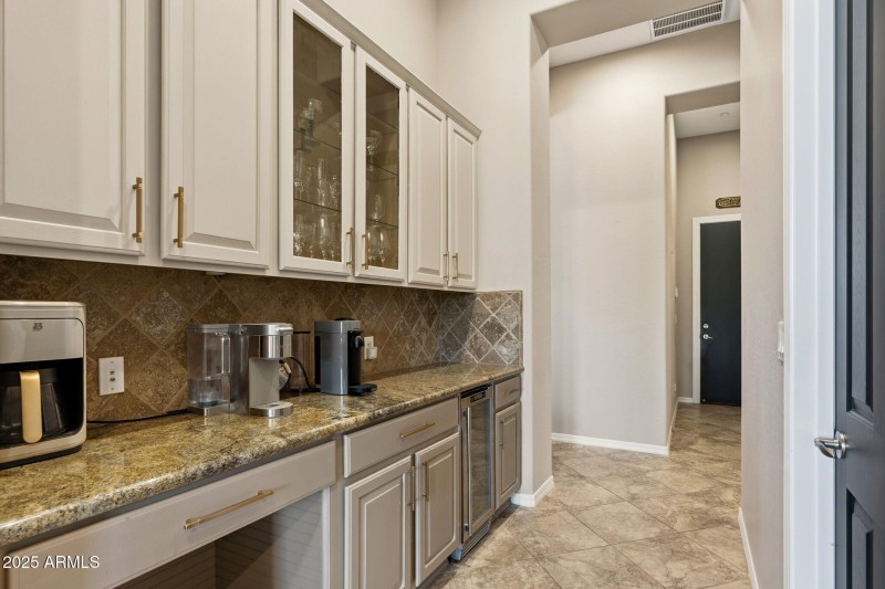 42001 N BRIDLEWOOD WAY