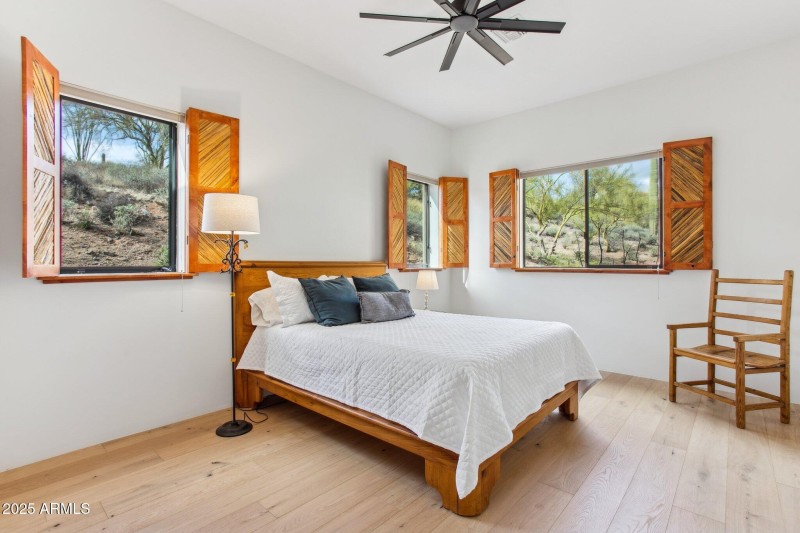 Saguaro rib shutters