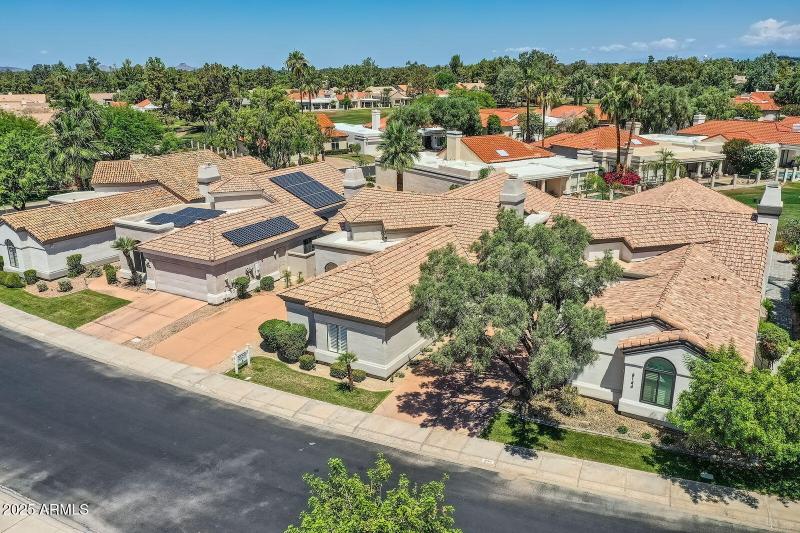 029 - 01 Exterior Front 1