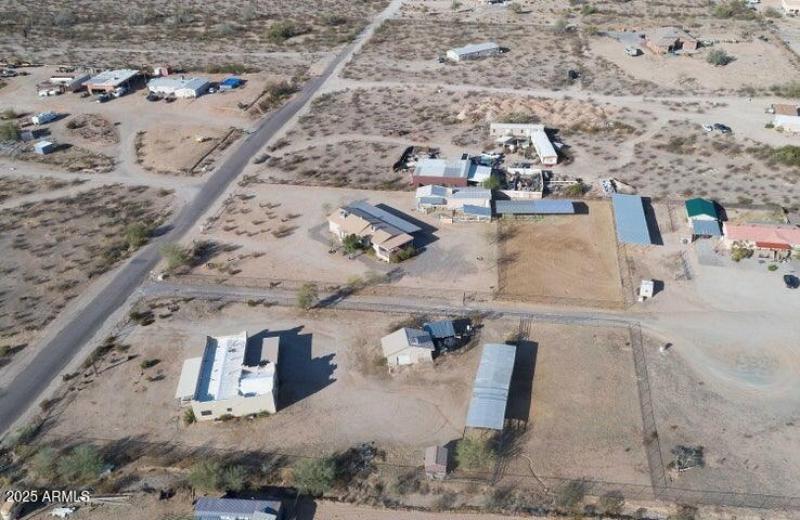 20210511195201005613000000-o