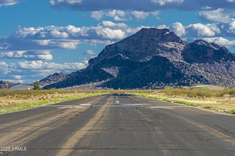 51008 W Pete Rd00017