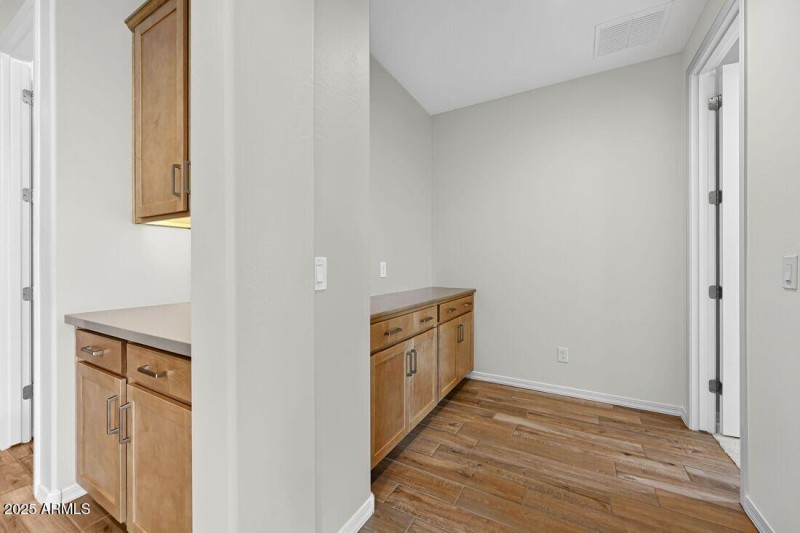 10201 W Weldon Avenue - ready Now!