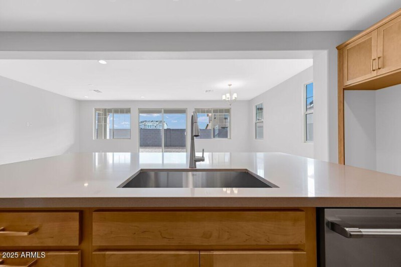 10201 W Weldon Avenue - ready Now!