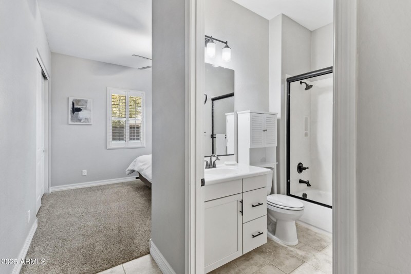 20947 W Mariposa St-30