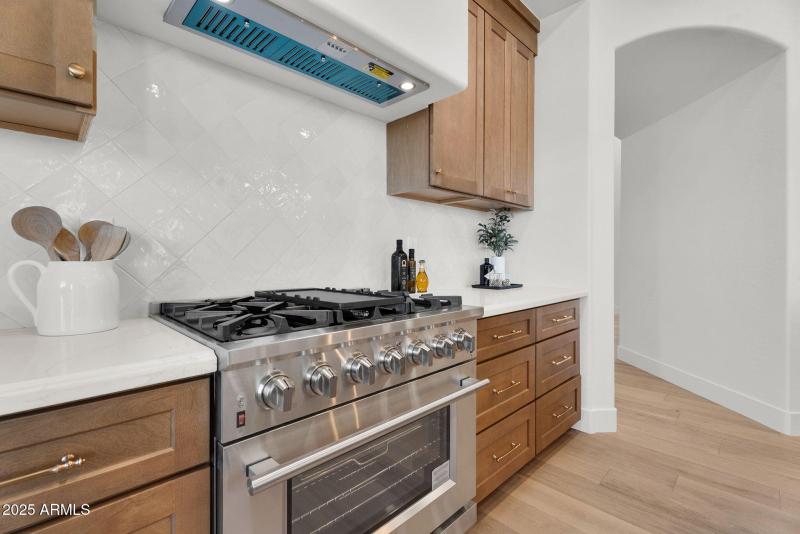 24-web-or-mls-6904 E Trailridge Cir - 25