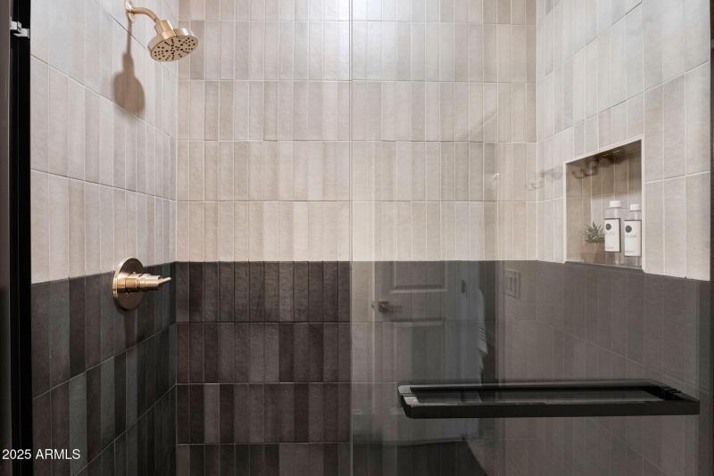 63-web-or-mls-6904 E Trailridge Cir - 60