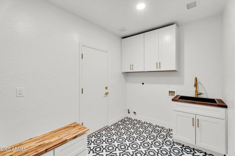 64-web-or-mls-6904 E Trailridge Cir - 61