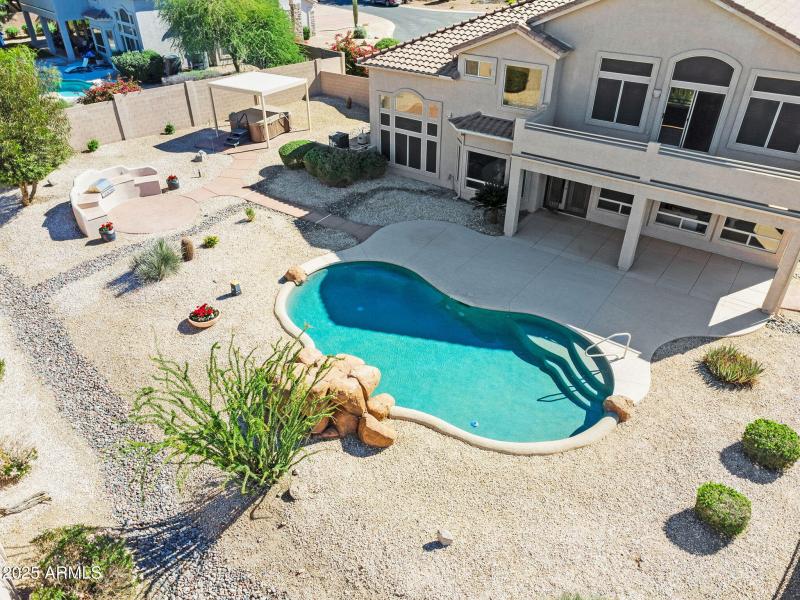 98-web-or-mls-DJI_0205