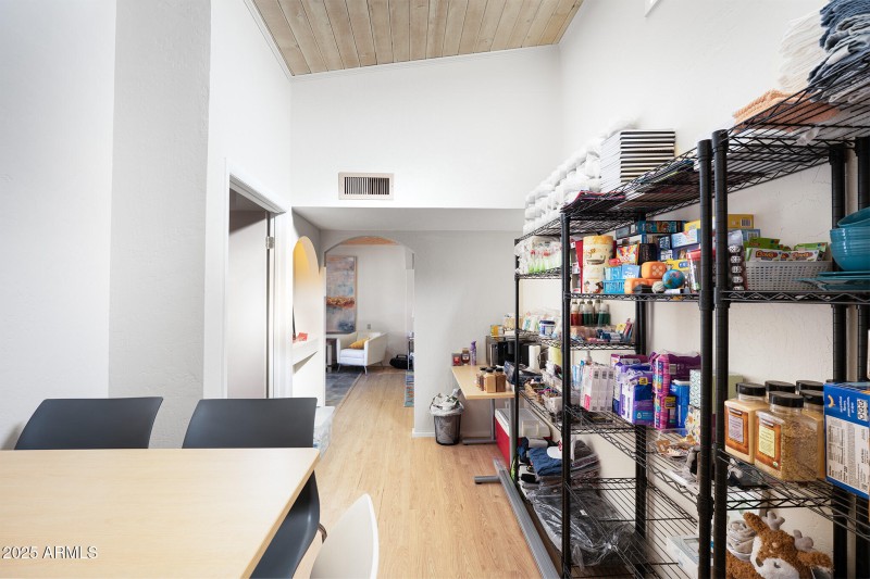 EIland Plaza_Office 1_4