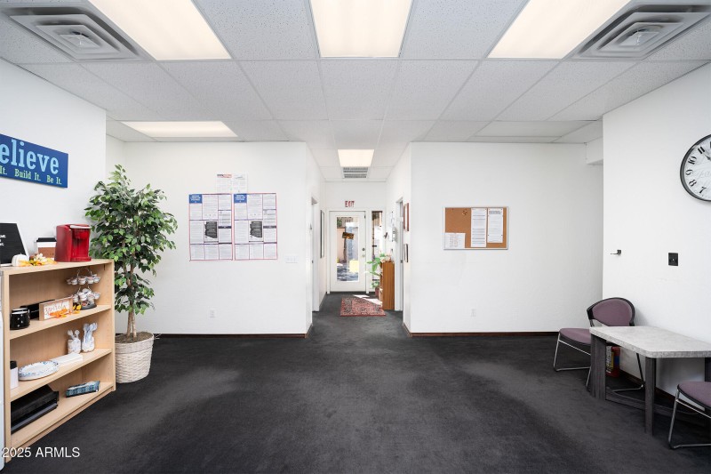 EIland Plaza_Office 4_3