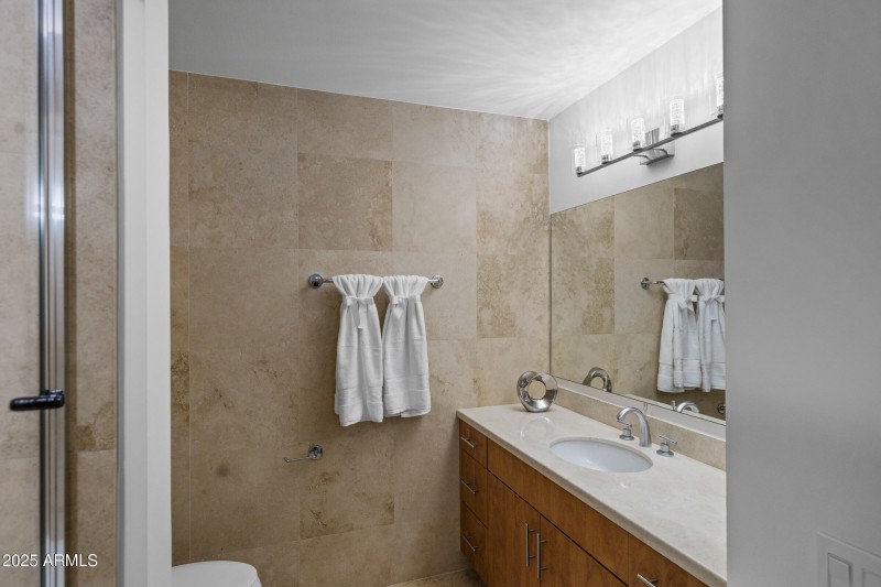 7131 E Rancho Vista Dr #4007-21