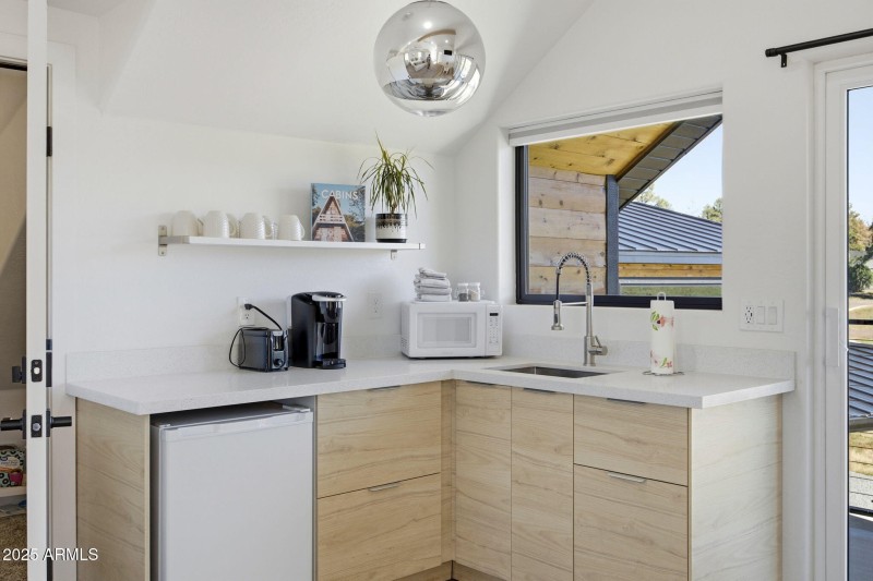 Guest Quarters Kitchenette