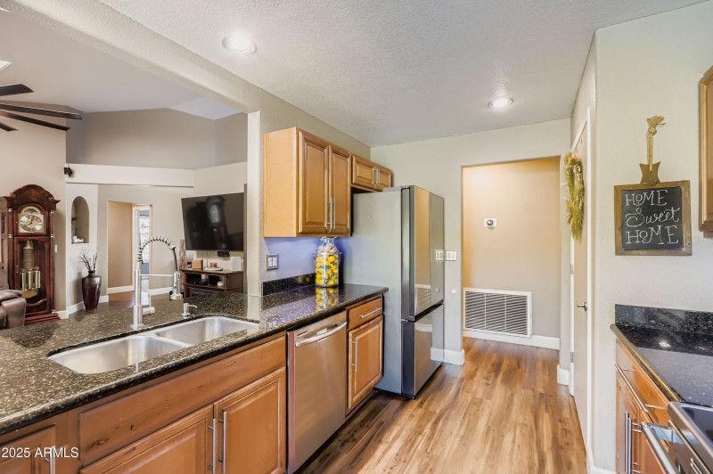 4334 W Villa Linda Dr - MLS Sized - 011