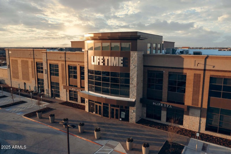 Life Time Fitness