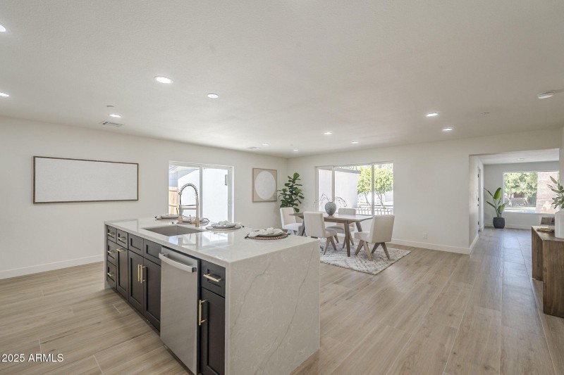 12-web-or-mls-Spur-13