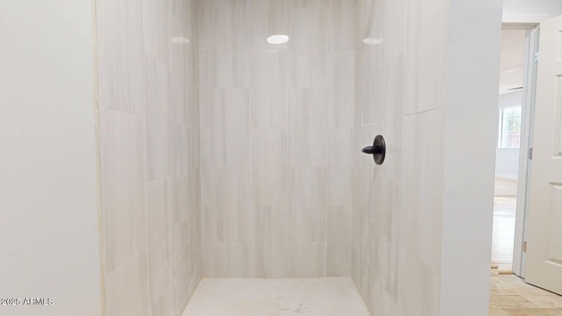 1216-N-66th-Pl-02132025_091823