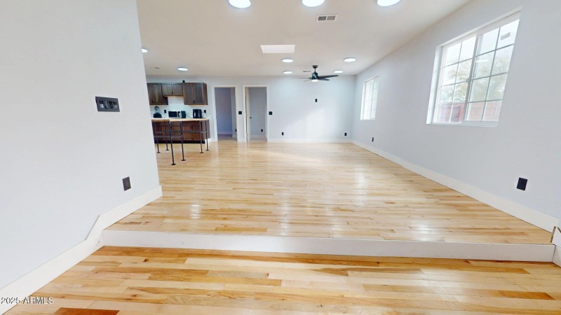 1216-N-66th-Pl-02132025_092110