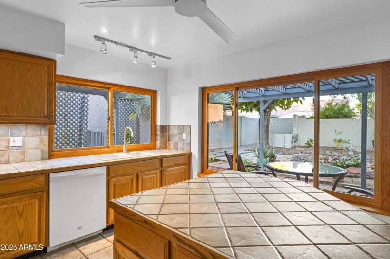 5627 S Crows Nest Rd-14