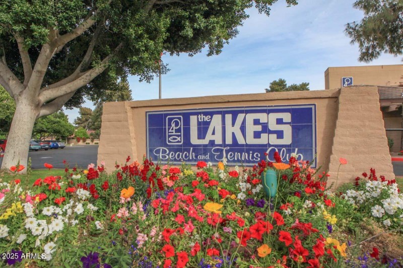 The Lakes Beach and Tennis Club