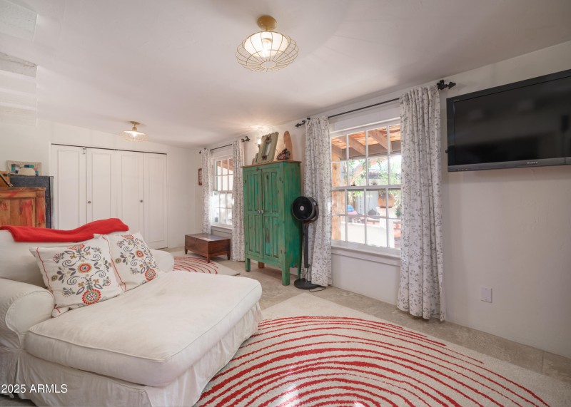 Listings_3121_N_27thSt_Images-30