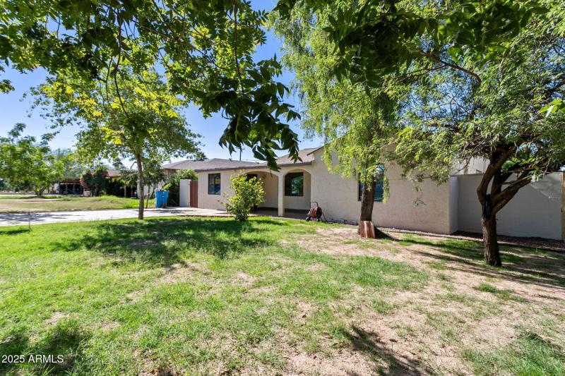 47-web-or-mls-2636-n-dayton-st