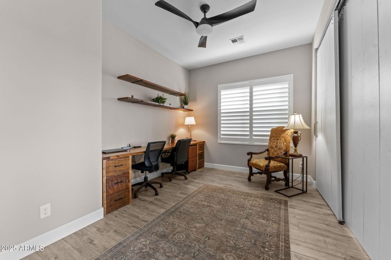 Private fully enclosed den/office