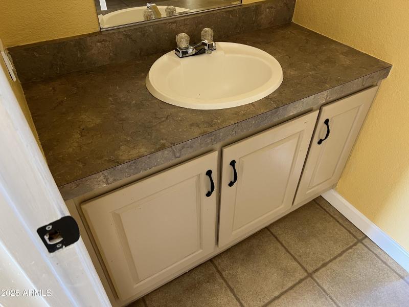 20251102_183539653_iOS