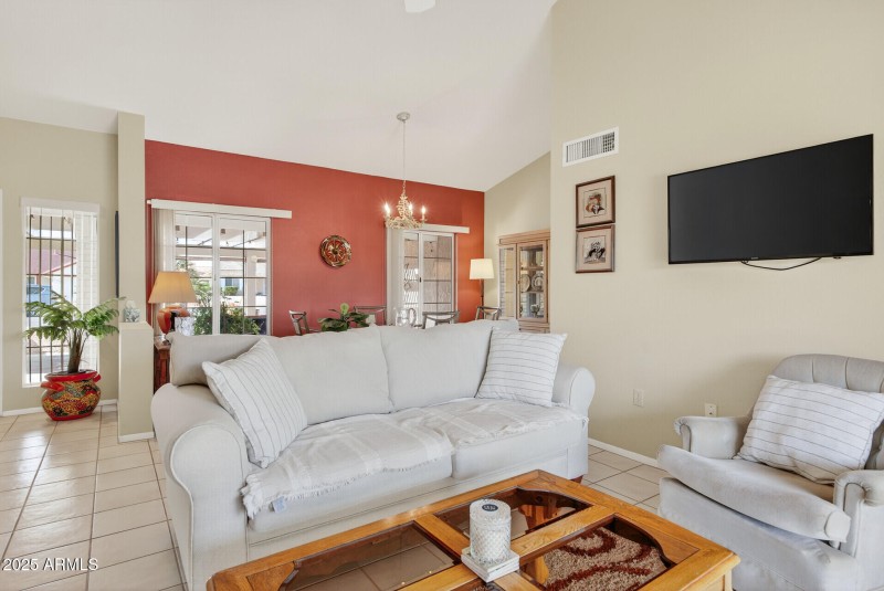 24_13548_W_Pavillion_Dr24_mls