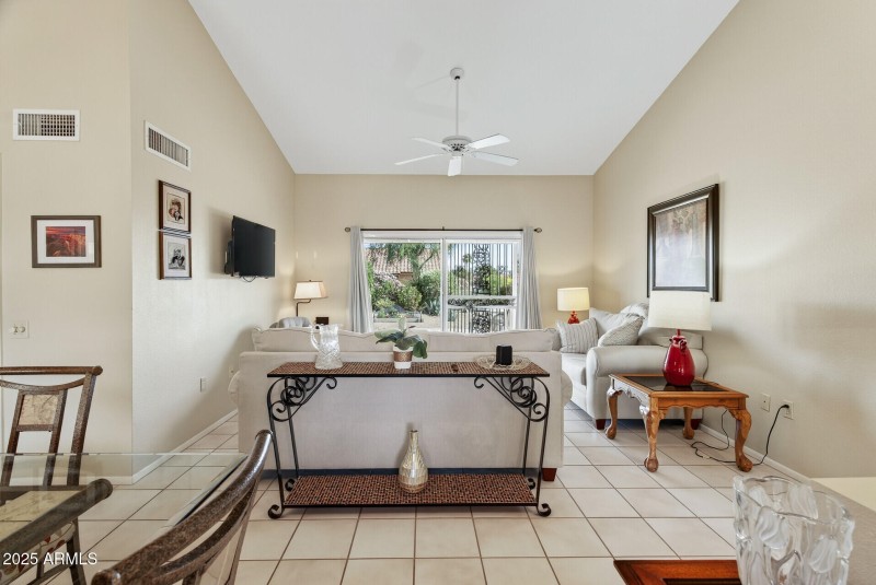 29_13548_W_Pavillion_Dr29_mls