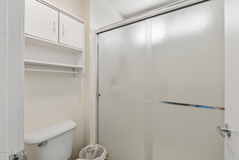 54_13548_W_Pavillion_Dr54_mls