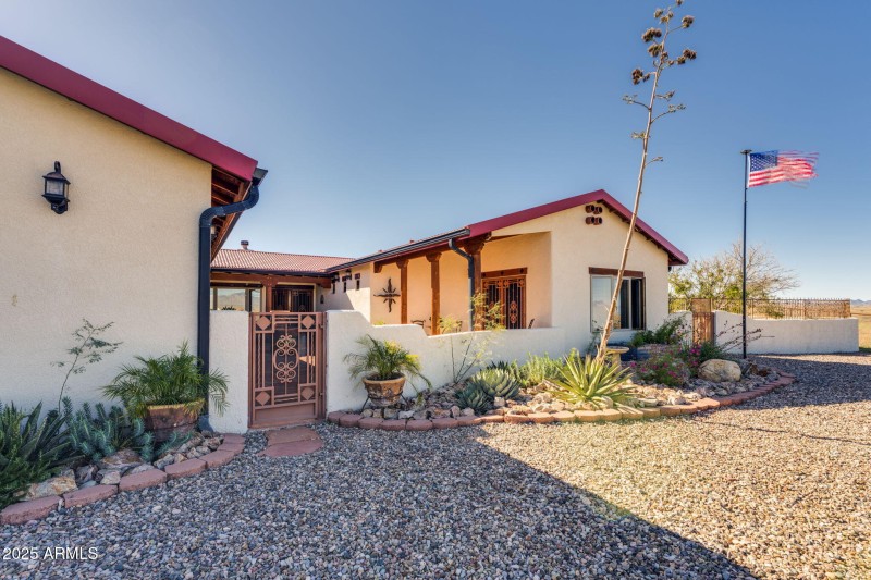 26-web-or-mls-Mustang Trail-15