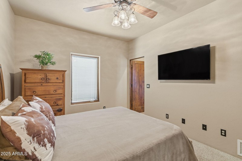 88-web-or-mls-Mustang Trail-77