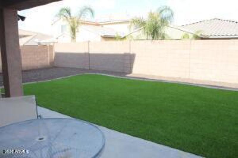 20251102221729442878000000