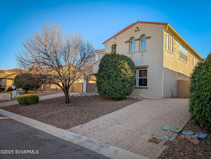 Driveway #2 455 Phelps (1)