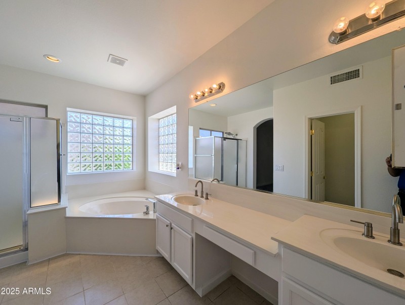 12425 W ENCANTO BLVD