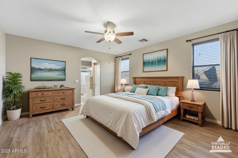 025a-primary-bedroom