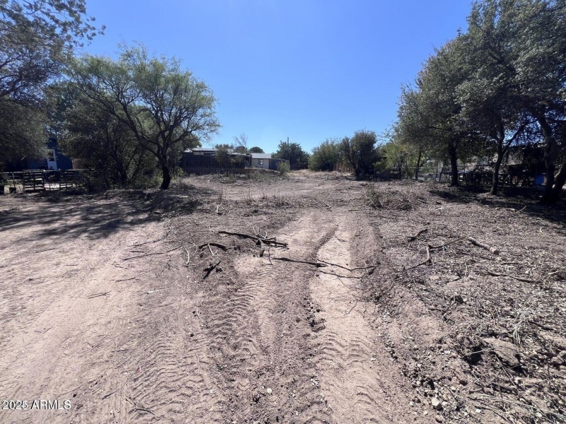 20241009182710383395000000-o