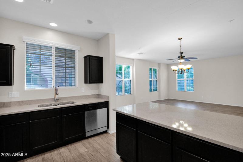 35-web-or-mls-P1360108