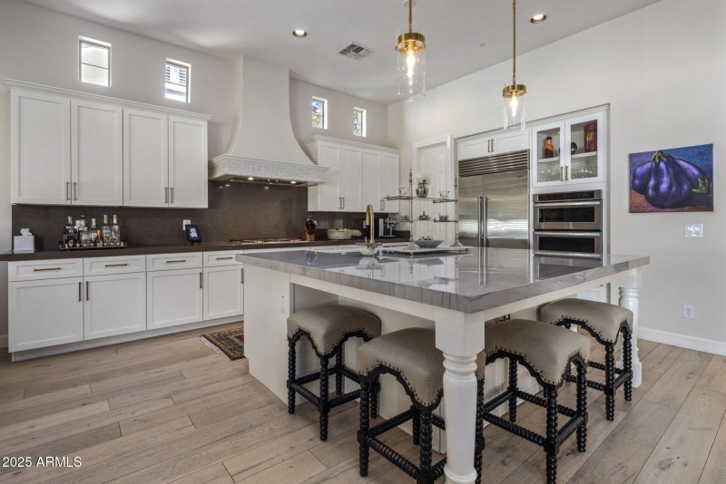 12-web-or-mls-IMG_4358-Recovered