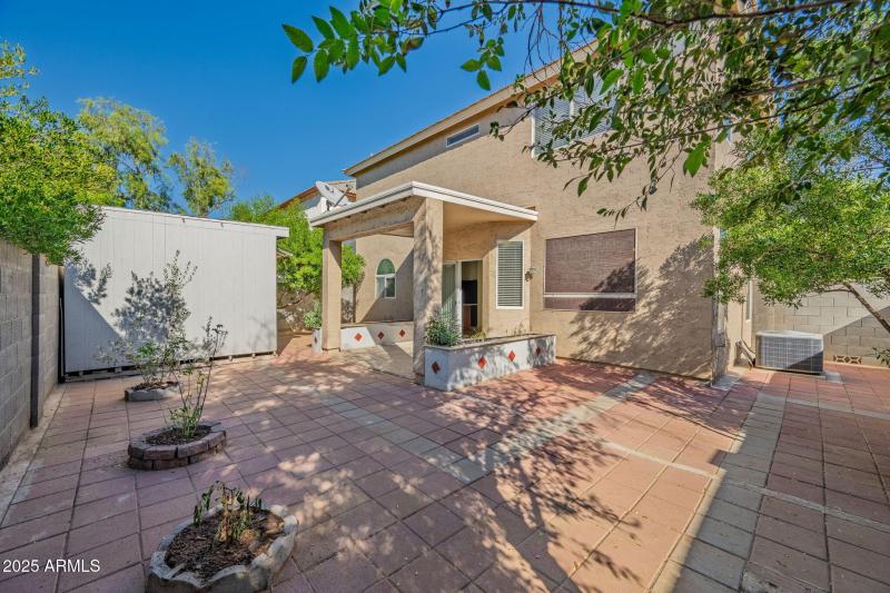 29-web-or-mls-2524 S 89th Lane-29